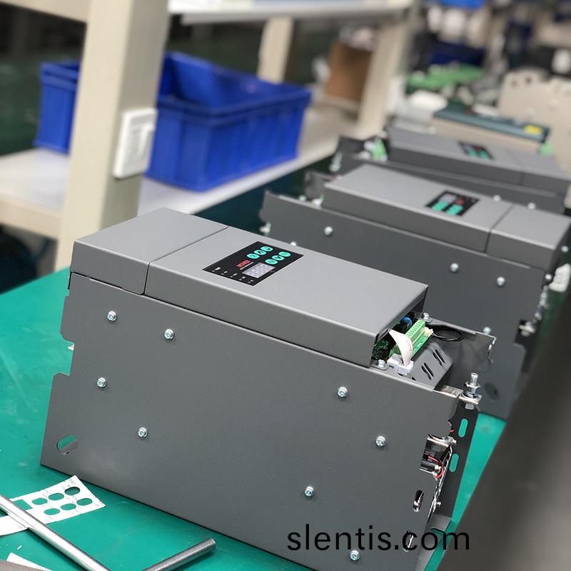 電力調整器的控製原理