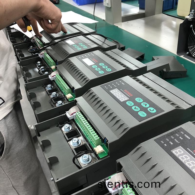 電(dian)力調(diao)整(zheng)器(qi)有(you)哪(na)些優點？