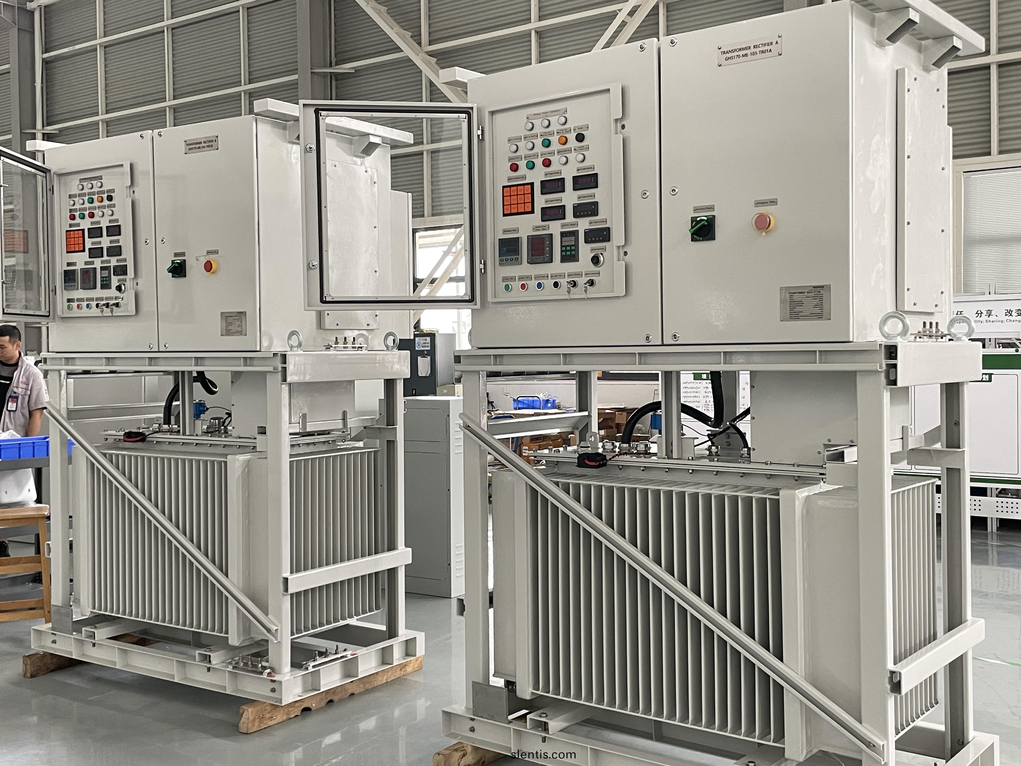 中(zhong)國(guo)智造閃燿中東！邁斯(si)威爾(er)大(da)功率(lv)油冷(leng)電(dian)源(yuan)成功齣(chu)口(kou)迪(di)拜